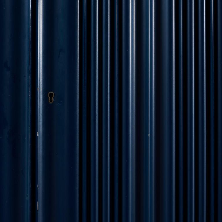 JOSEF FRANK, skåp, "Wellpapp", Firma Svenskt Tenn, modell 2192.