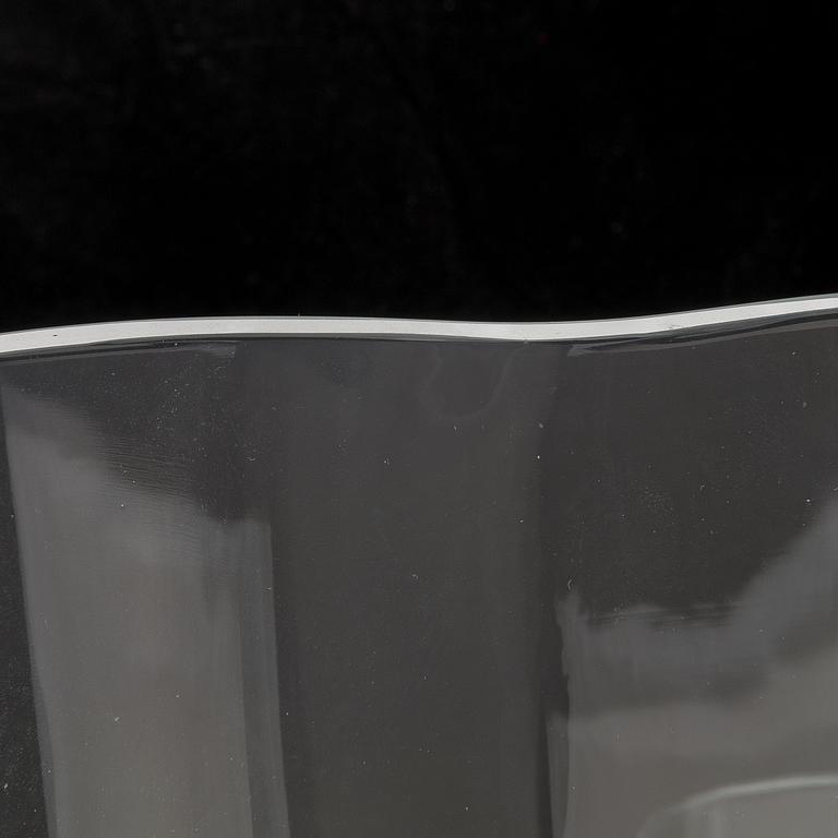 Alvar Aalto, a 1980s '3032' vase for Iittala.