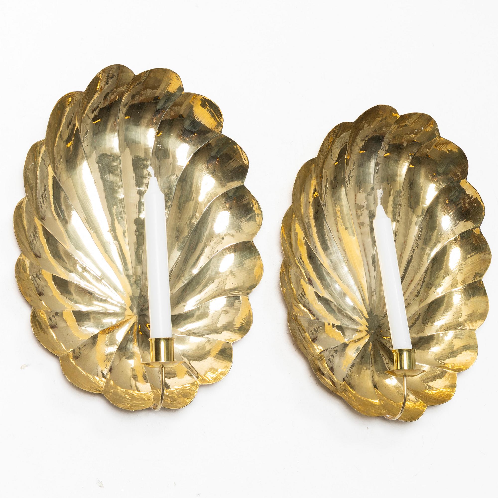 A pair of brass wall sconces, 20th century.