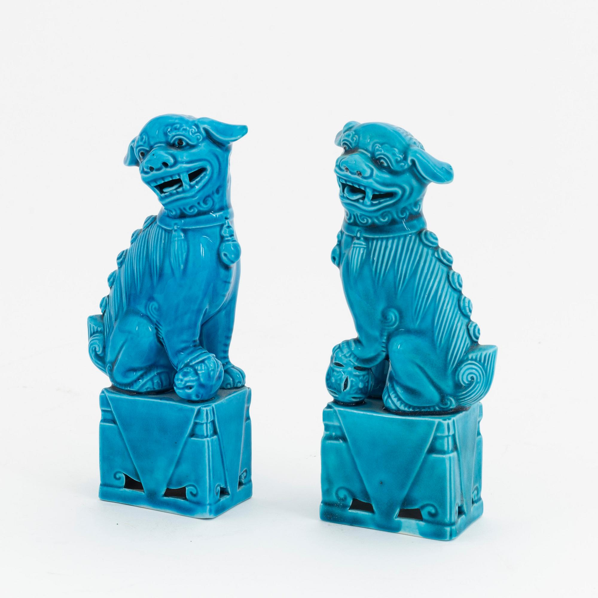 Three pairs of Chinese porcelain Buddhist lions, 20th Century.