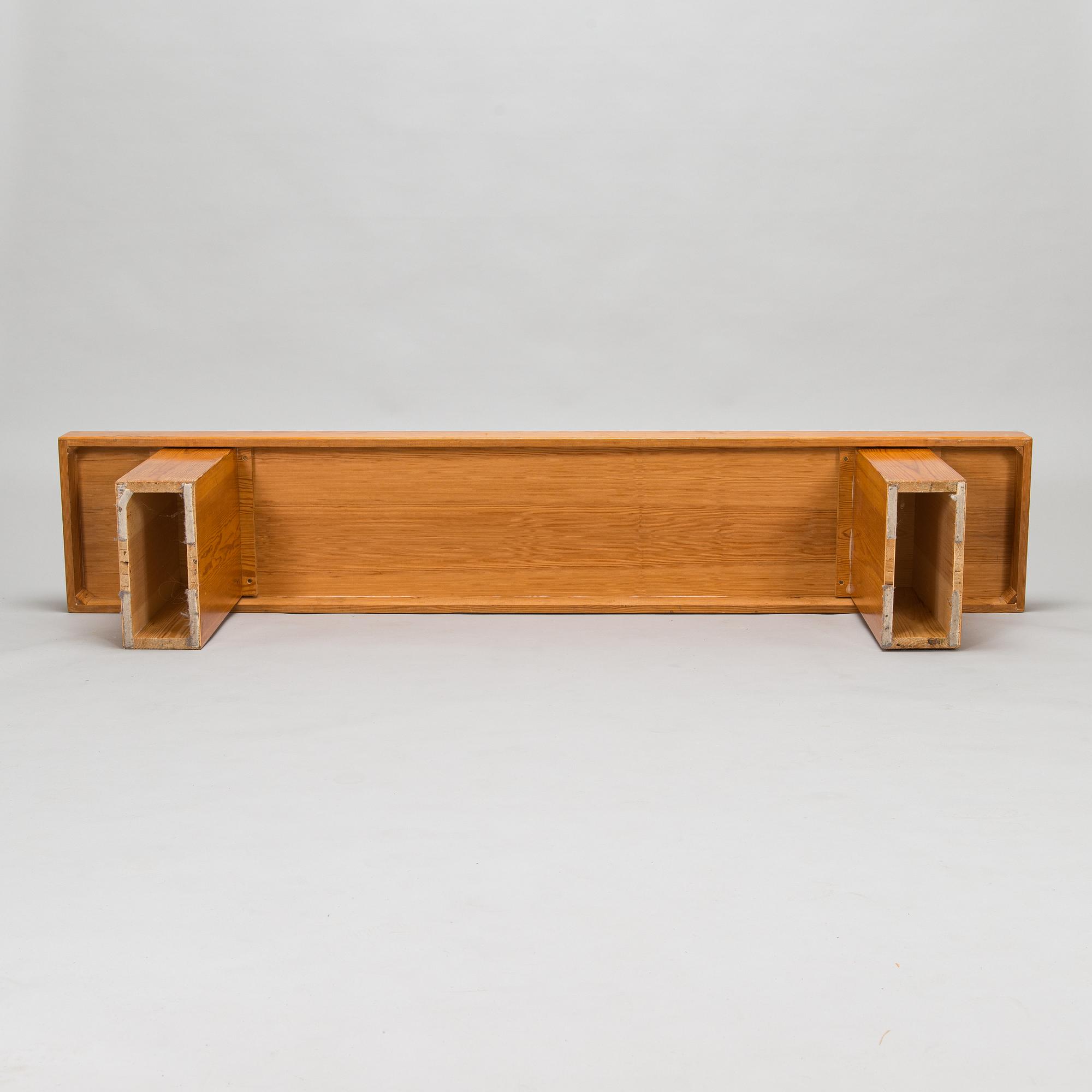 A 1960s bench.