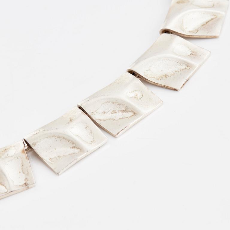 Björn Weckström, collier sterlingsilver "Galaktiska toppar", Finland 1985.