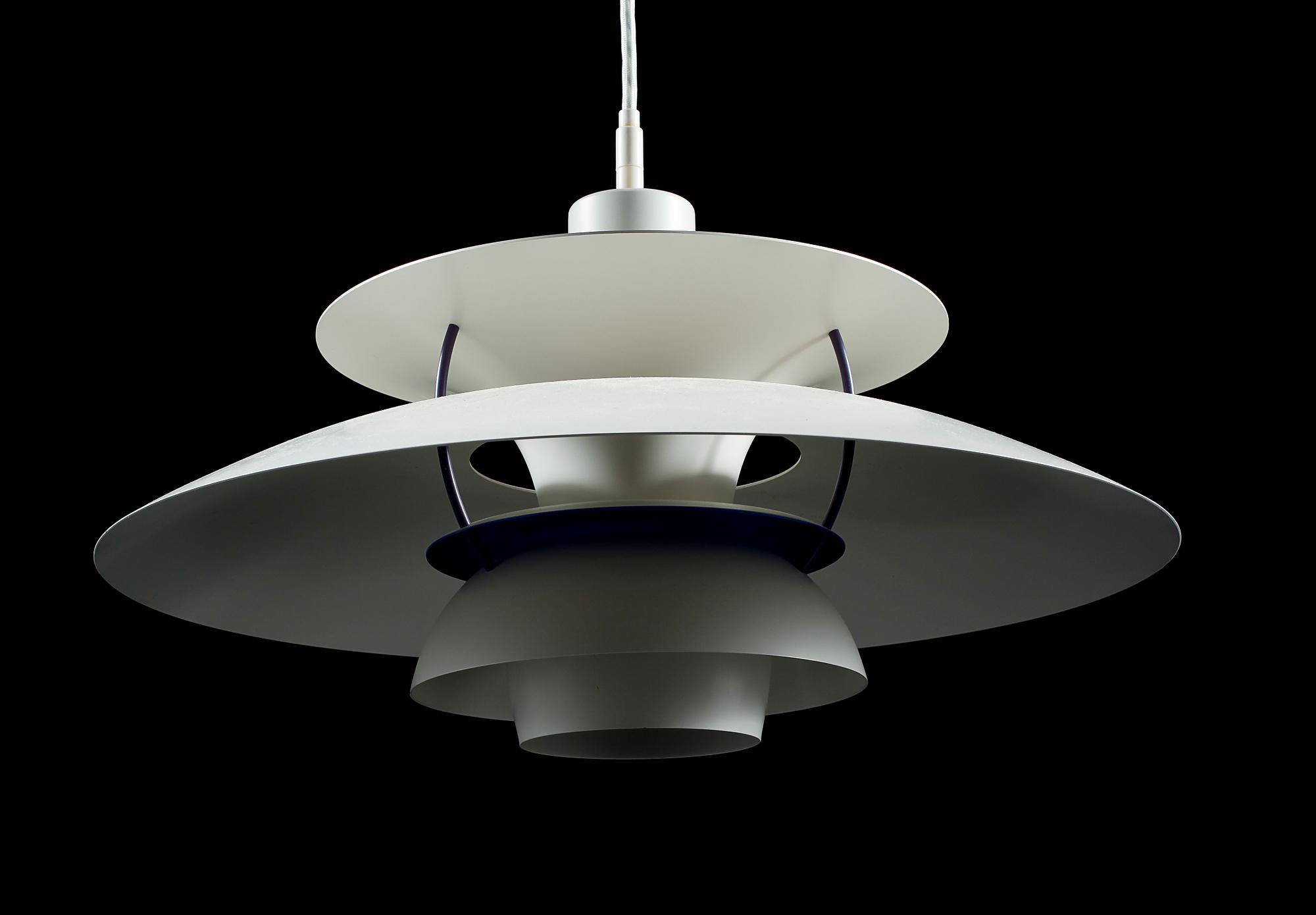 TAKLAMPA, "PH-5", Poul Henningsen, Louis Poulsen, 1900-talets andra hälft, höjd ca 25 cm.