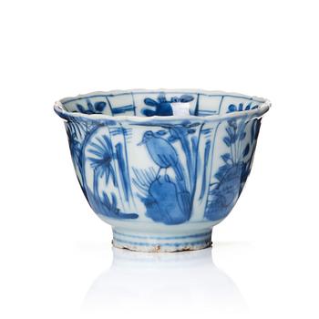 1153. A blue and white kraak cup, Ming dynasty, Wanli (1572-1620).