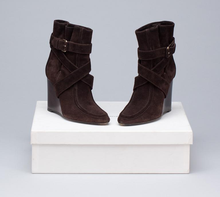 SKOR, Balenciaga.