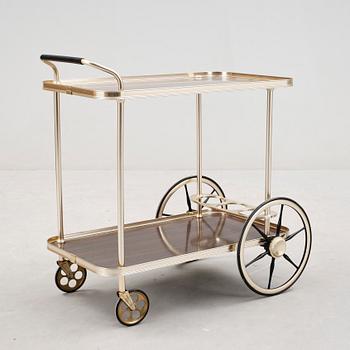 SERVERINGSVAGN, 1900-talets andra hälft.