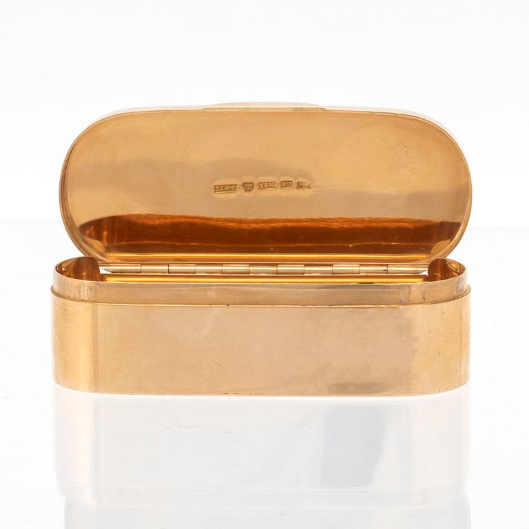 An 18K gold box by Lars Larsson & Co Gothenburg 1890.