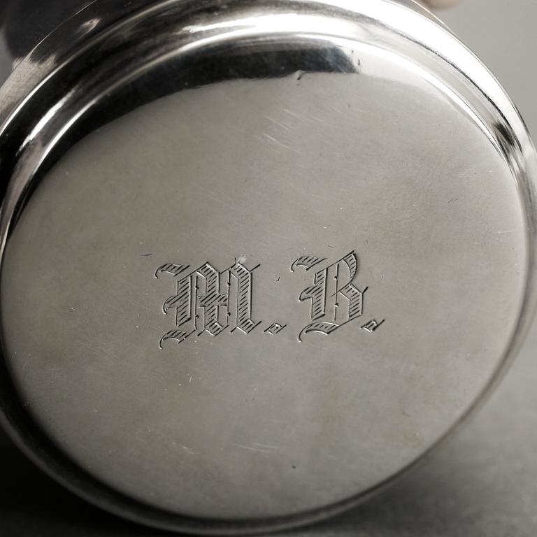 DOSA, silver, Anders Lundqvist, Stockholm, 1834. 52 gram.
