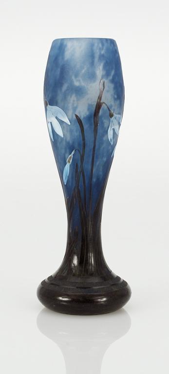 A Daum Art Nouveau cameo glass vase, Nancy, France.
