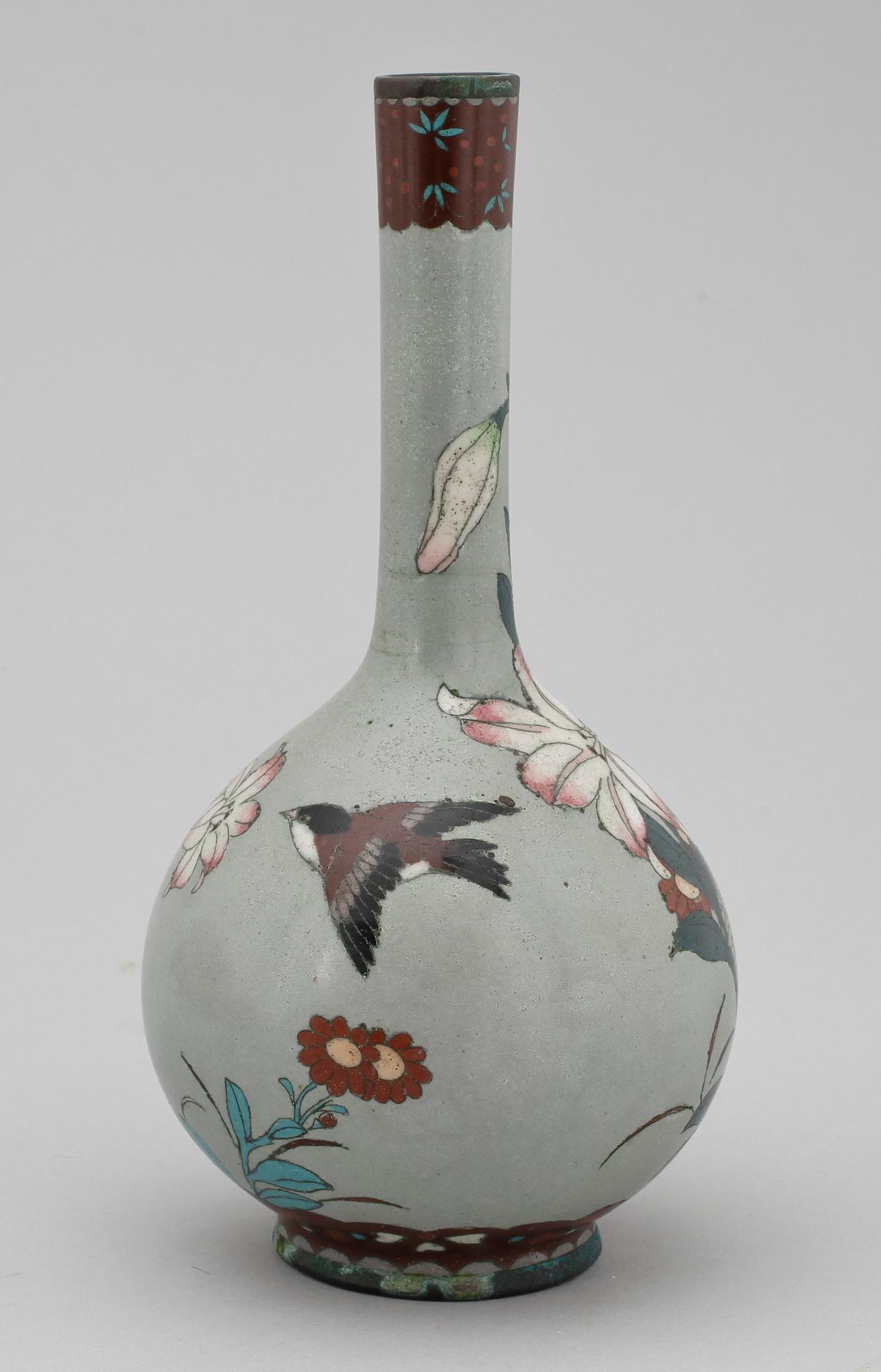 VAS, cloisonne, keramik, Kina, sekelskiftet 1900.