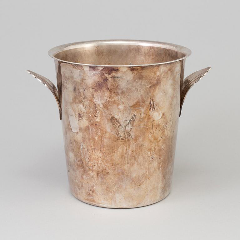 AN ART DÉCO PLATE CHAMPAGNE COOLER, 1930s.