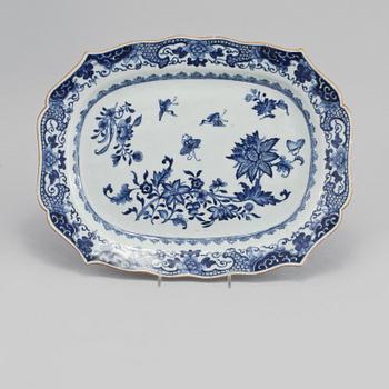 STEKFAT, porslin, Kina, 1700-tal.