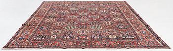 Carpet, Bakhtiari, approx. 380 x 305 cm.