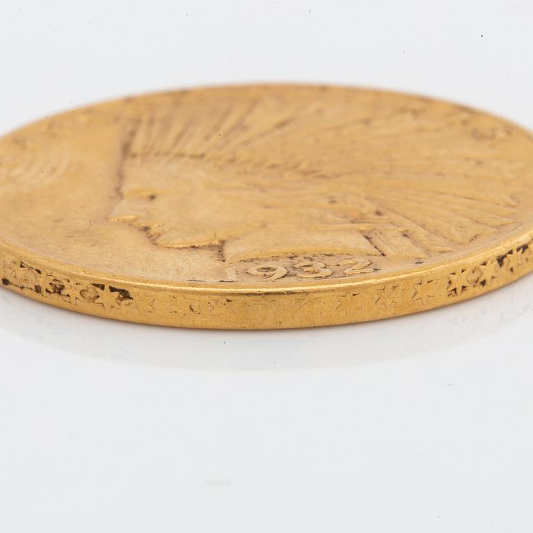 A 10 dollars Indian Head gold coin from USA 1910.