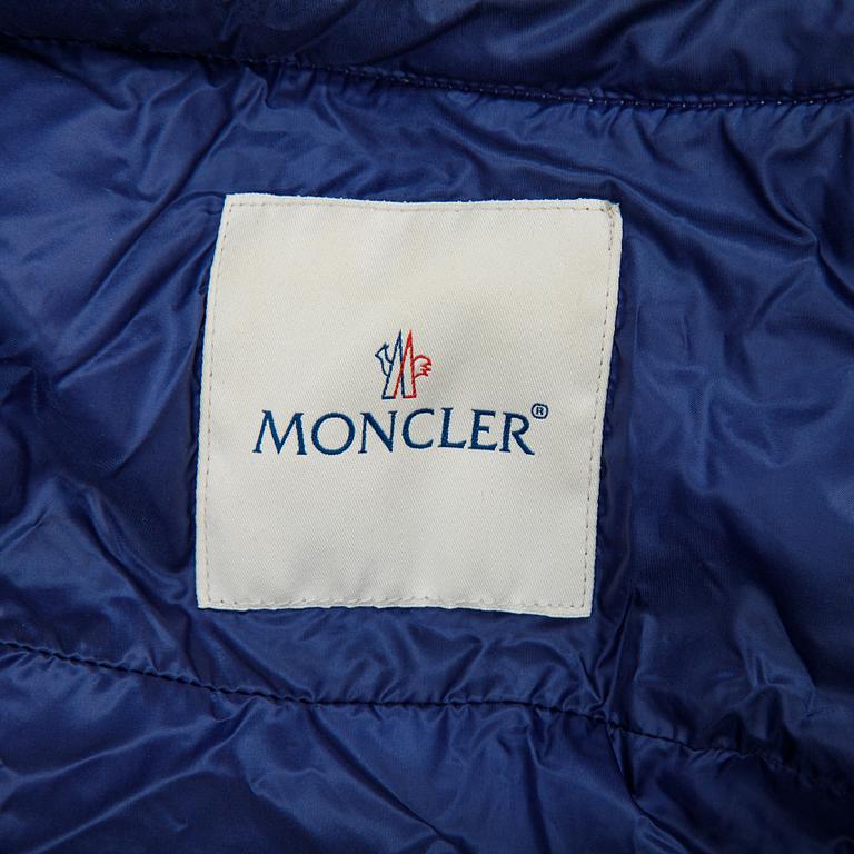 Moncler, dunjacka, storlek 2.