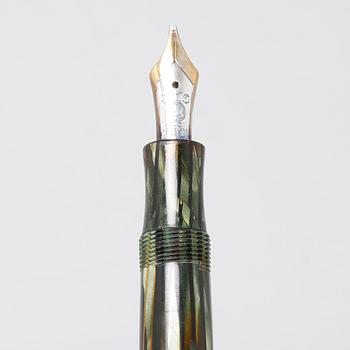 A mid 20th century "Masterpiece M 144G" Montblanc fountain pen.