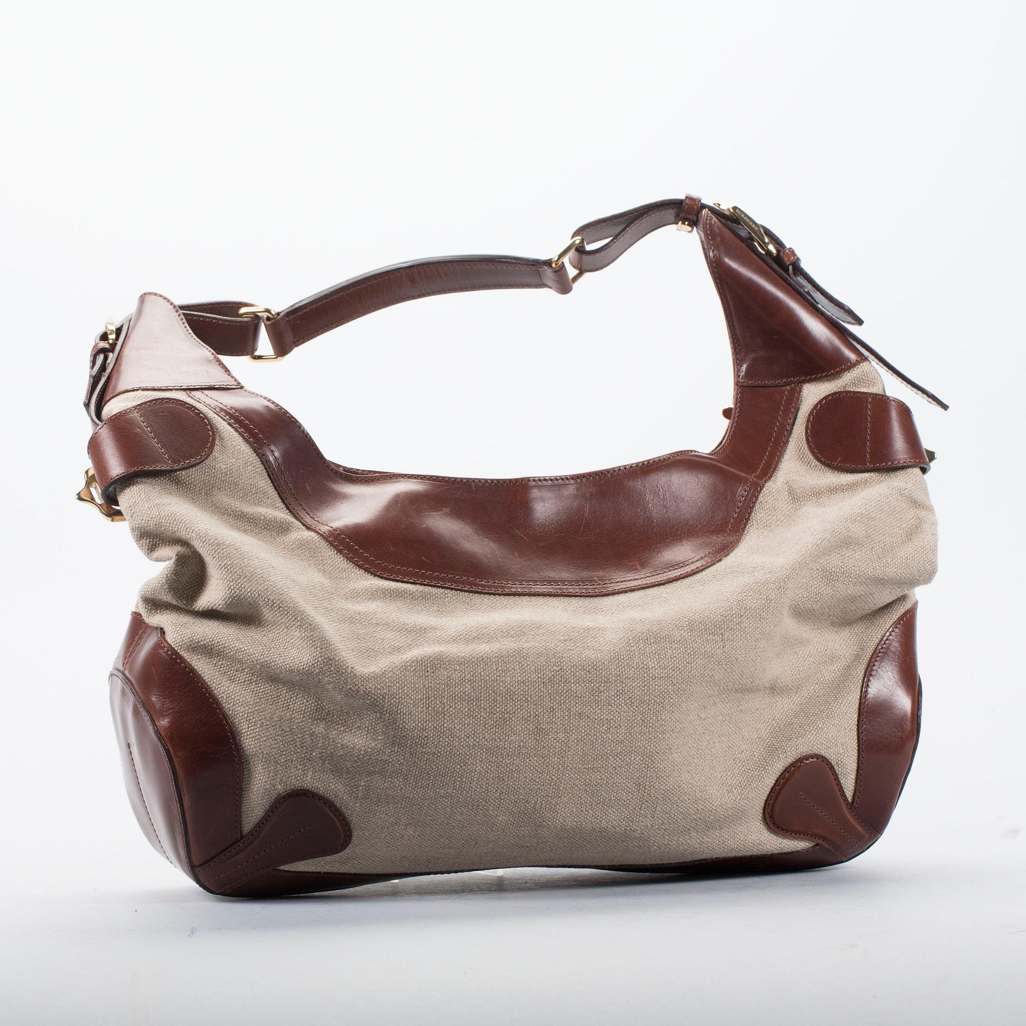 VÄSKA, Burberry.