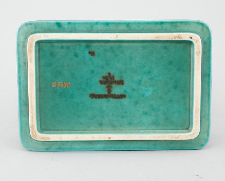 A stoneware box by Wilhelm Kåge for Gustavsberg, 20th century.