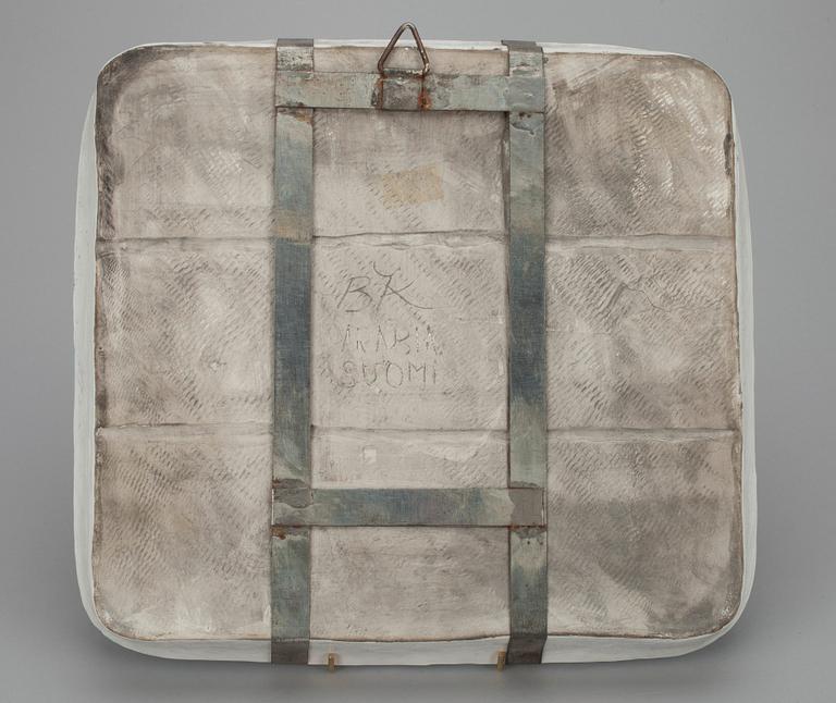 Birger Kaipiainen, A CERAMIC DISH.