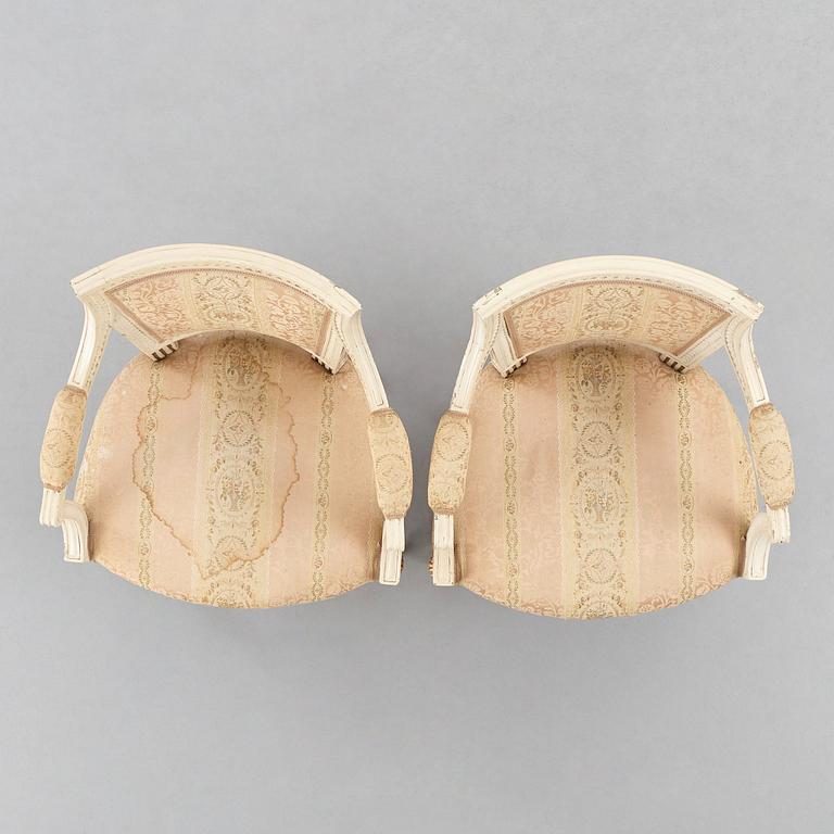 Ephraim Ståhl, A pair of Gustavian armchairs by av Ephraim Ståhl, master 1794.