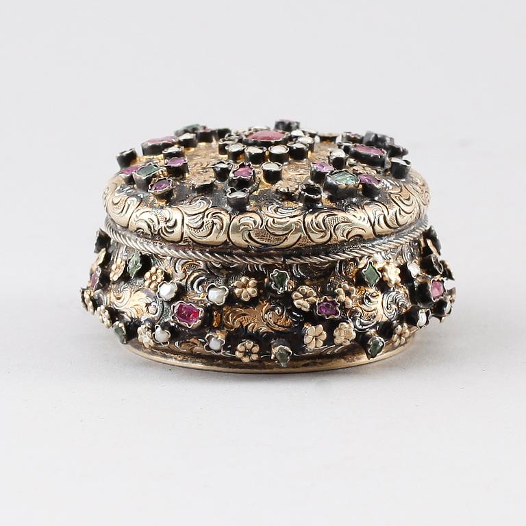 DOSA, förgyllt silver, Österrike-Ungern, omkring år 1900.