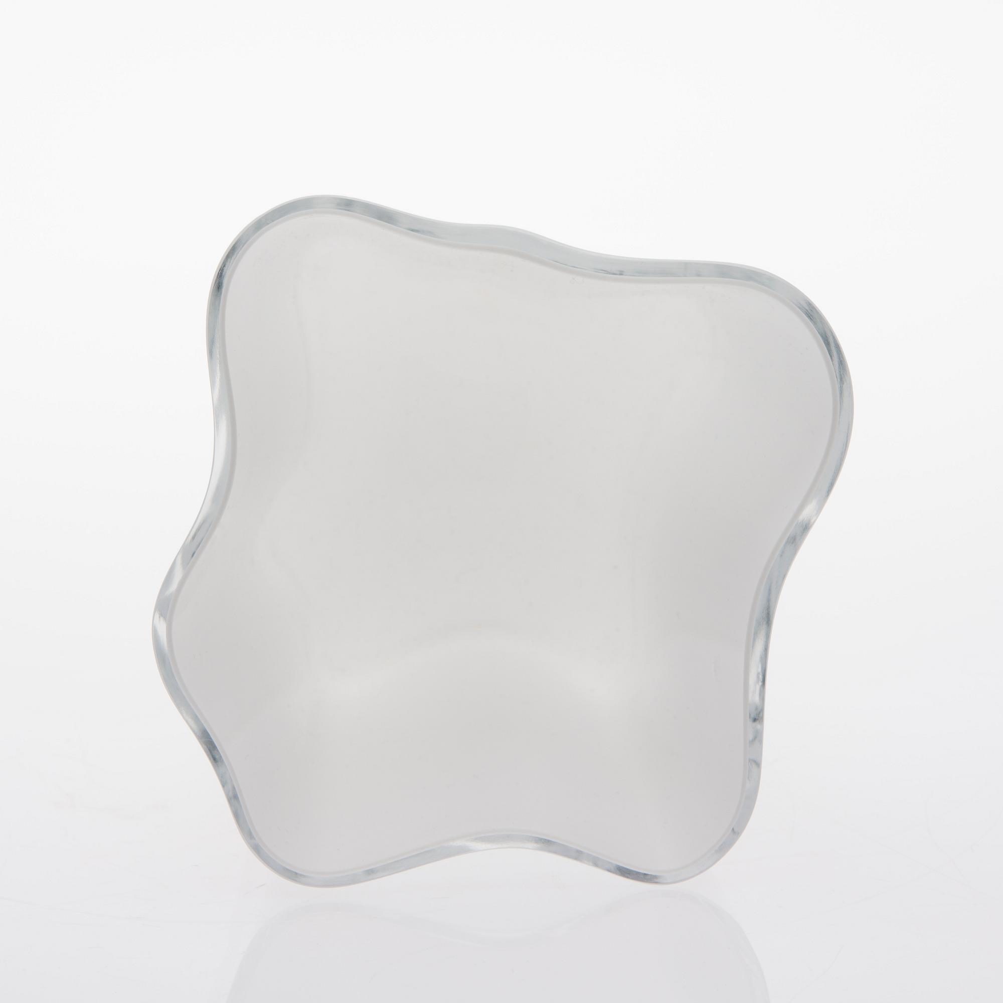 ALVAR AALTO, GLASSKULPTUR, 4 DELAR. Aalto-blomman. Sign. Alvar Aalto. Iittala 1980/90-talet.