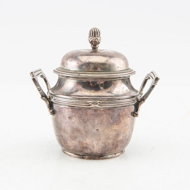 Urn with lid, silver, France, circa 1900.