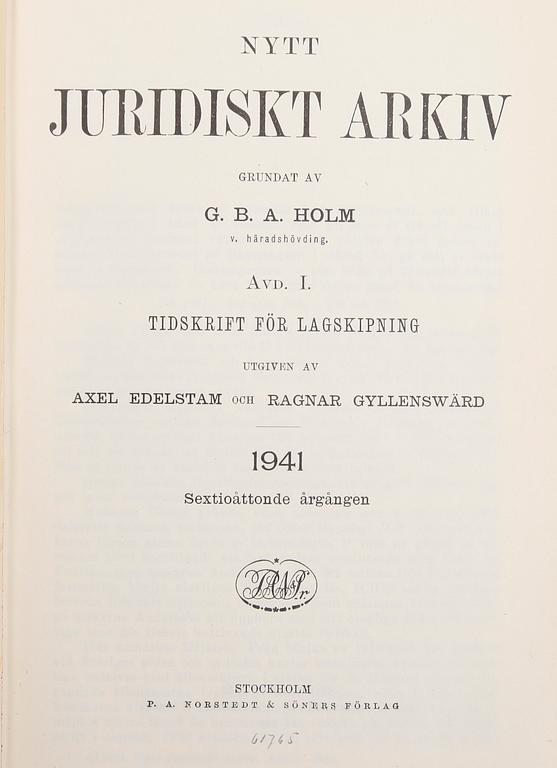 BÖCKER, "Nytt Juridiskt Arkiv I", 1874-2011 samt "Nytt Juridiskt Arkiv II", 1943-2011, Norstedts Förlag.