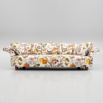 Josef Frank, a "Liljevalchs" sofa, Firma Svenskt Tenn.