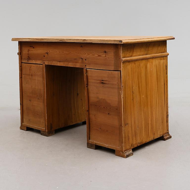 SKRIVBORD, 1800-tal.