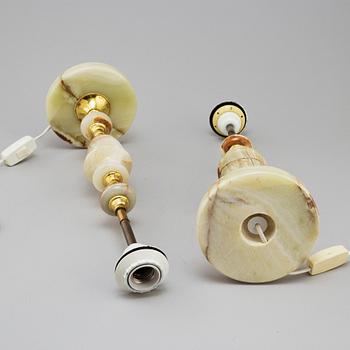 BORDSLAMPOR, ett par, 1900-talets andra hälft.