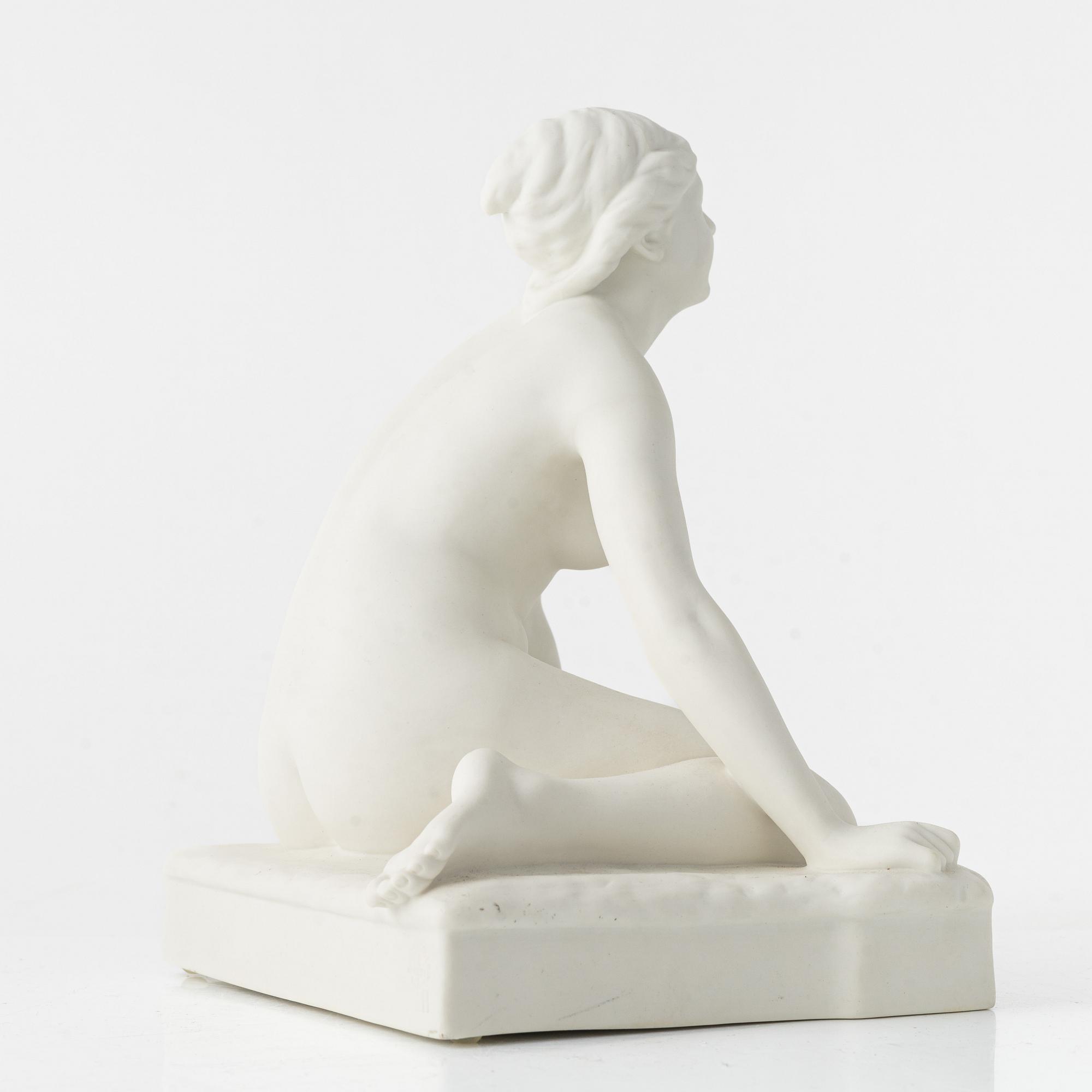 Per Hasselberg, efter, skulptur, parian, "Grodan", Gustavsberg, 1921.