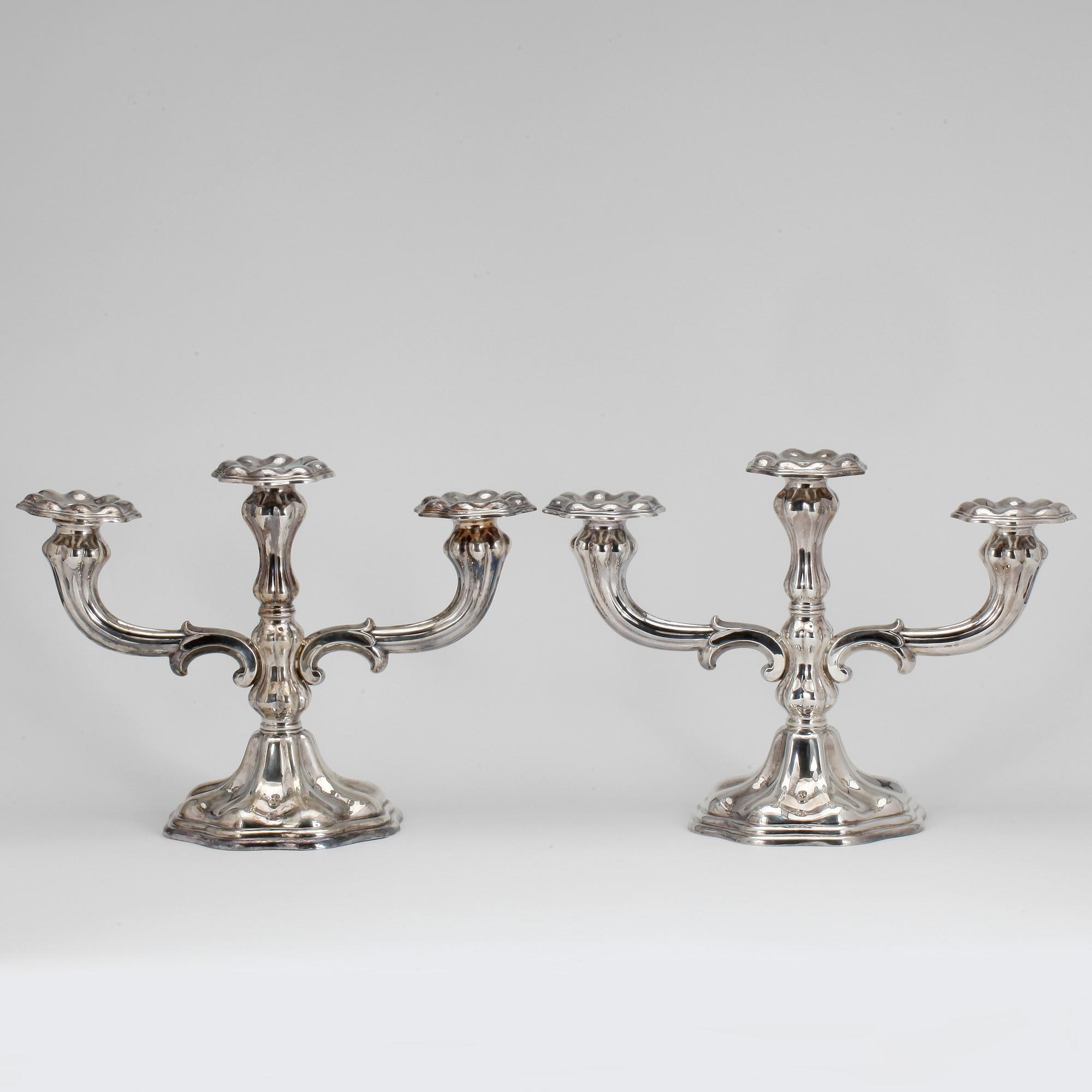 KANDELABRAR, ett par, silver, CG Hallberg, Stockholm, 1938.
