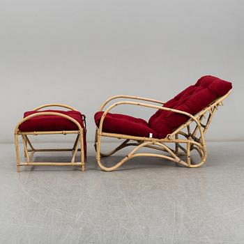 FÅTÖLJ MED FOTPALL, 1900-talets andra hälft.