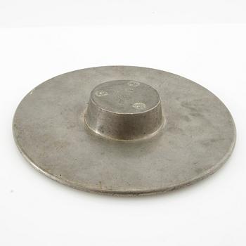 Firma Svenskt Tenn, a pewter ashtray, Stockholm 1927, model "A 307", probably by Estrid Ericson or Nils Fougstedt.