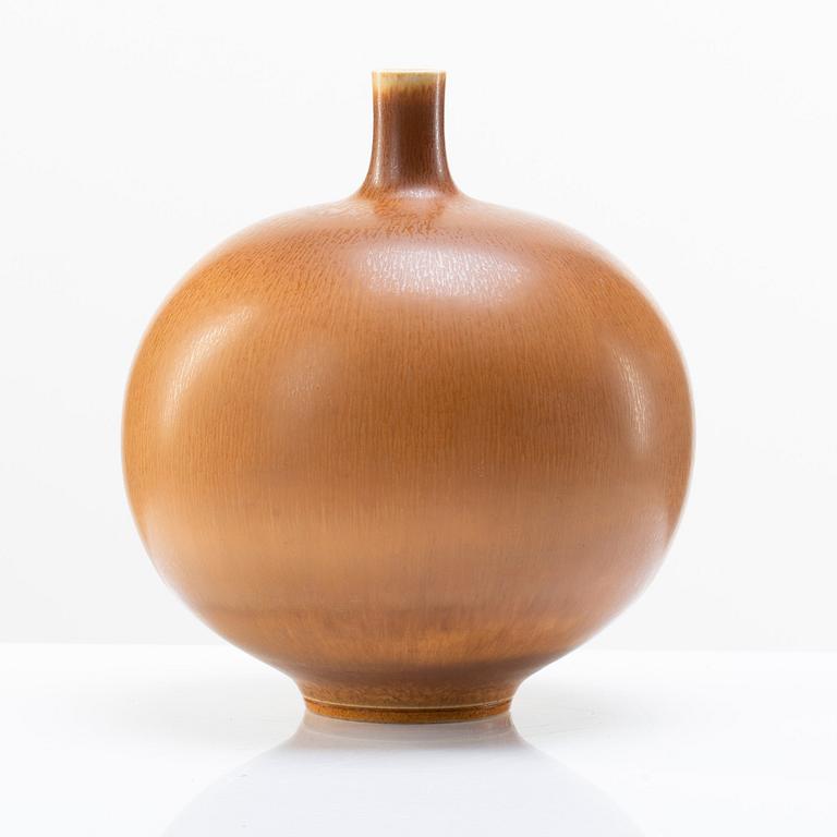 Berndt Friberg, a stoneware vase, Gustavsberg studio, Sweden 1968.