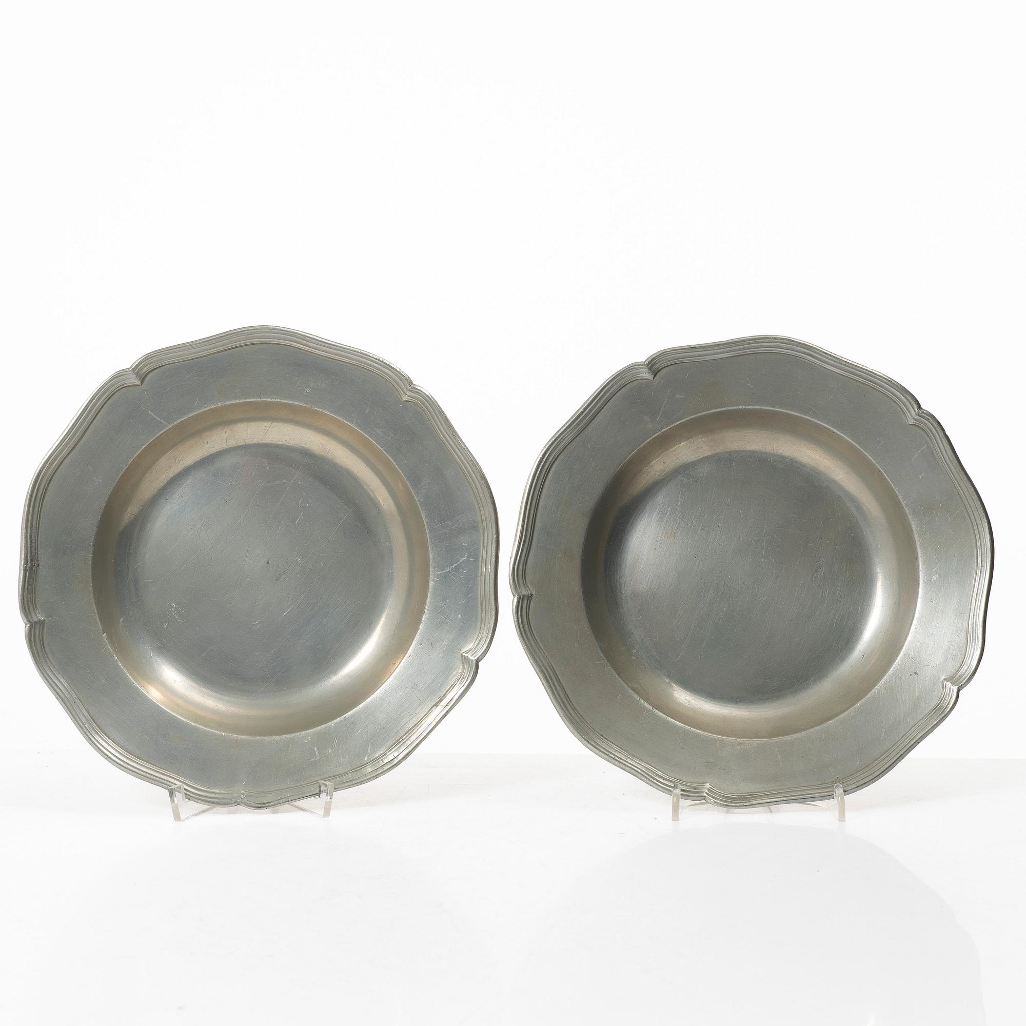 Plates, a pair. Olof Artedius, Jönköping, 1764.