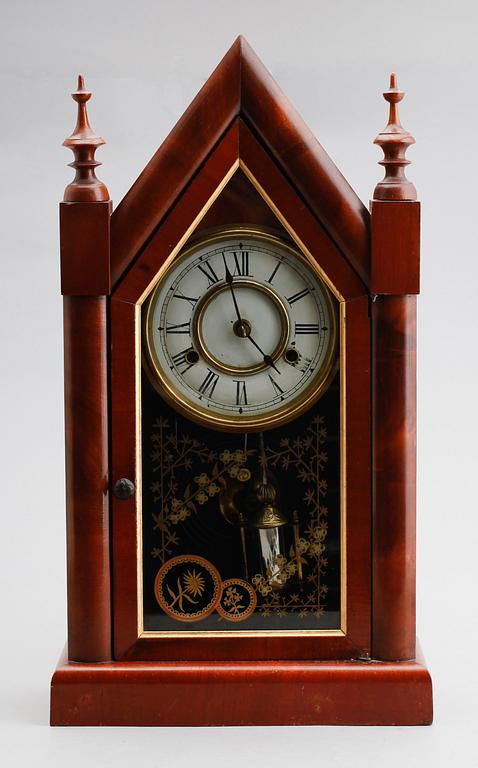 BORDSPENDYL, New Haven Clock Co, USA, sekelskiftet 1900.