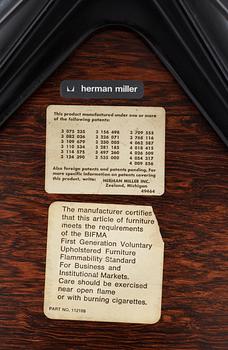 CHARLES & RAY EAMES, "Lounge Chair and ottoman" Herman Miller, USA 1970-80-tal.