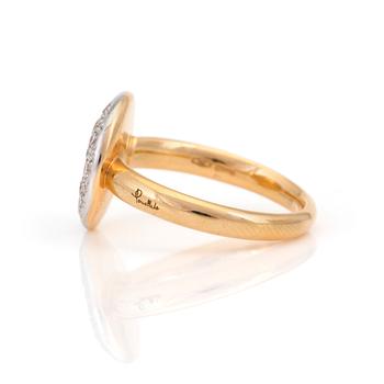 A 'Sabbia' ring by Pomellato set with diamonds.
