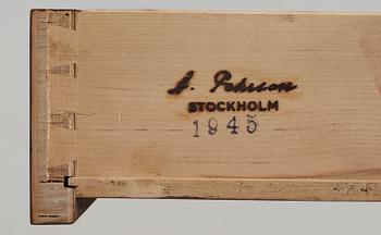 BORD, gustaviansk stil, A Persson Stockholm 1945.