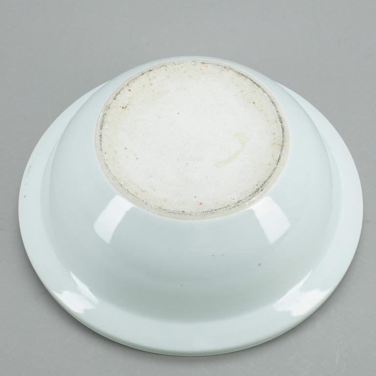 TVÄTTFAT, porslin, Kina, 1900-tal.