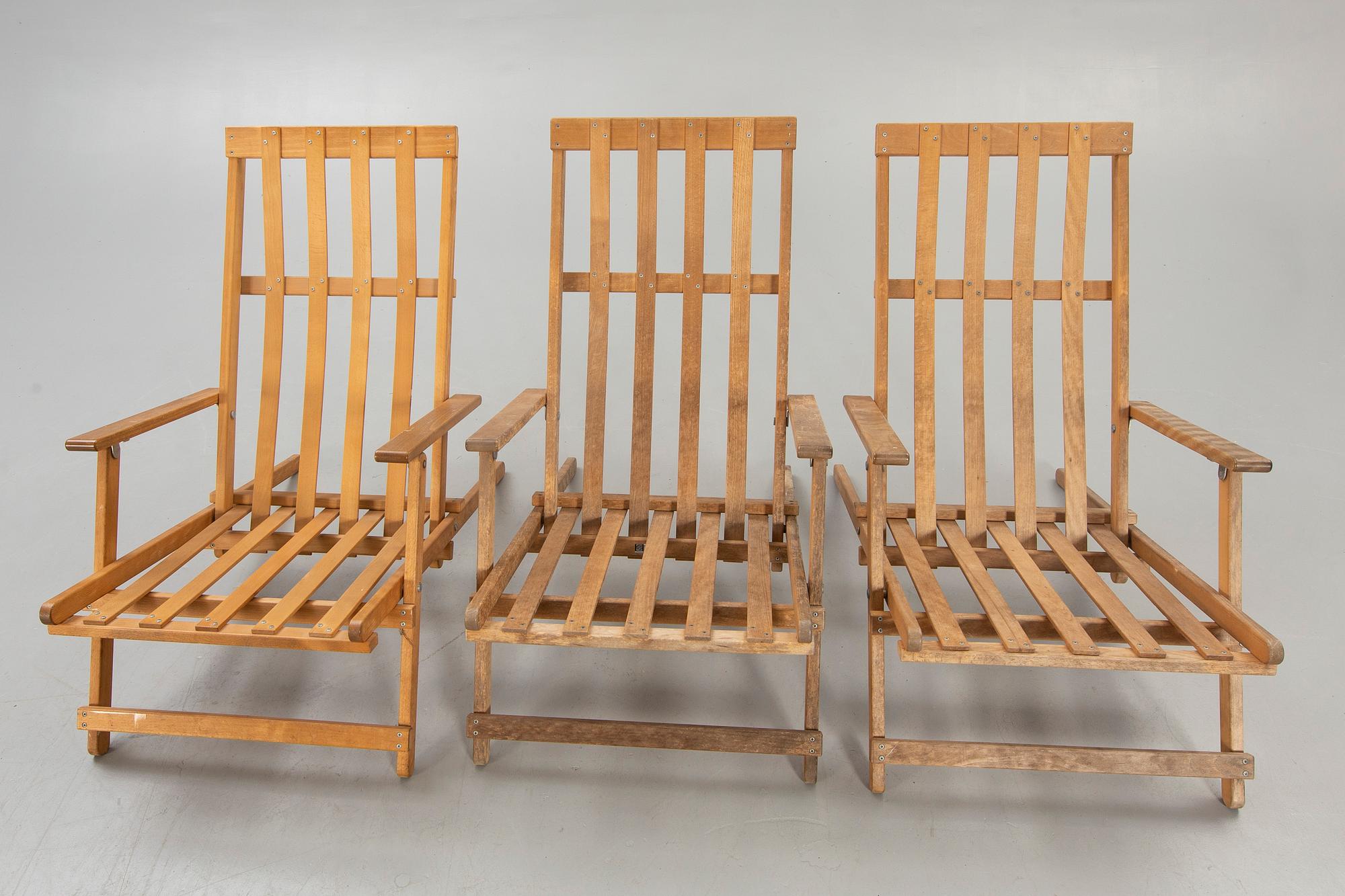 Three second half of 20th century deck chairs by Børge Mogensen for A/S Søborg, Denmark.