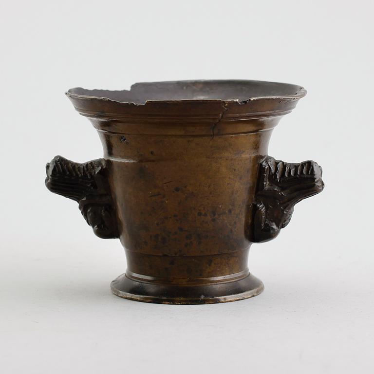 MORTEL, mässing, 1500-tal.