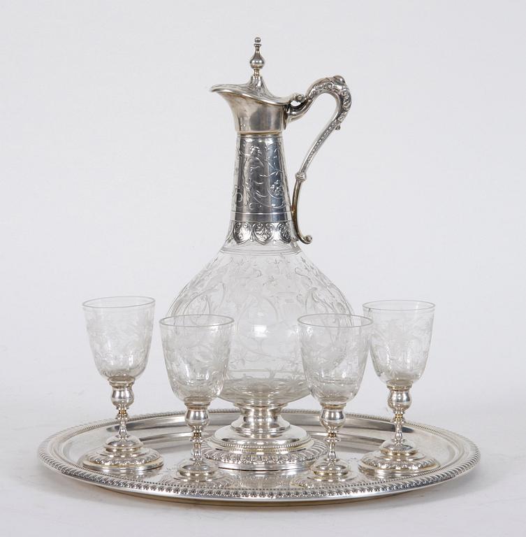 BRICKA, KARAFF samt GLAS, 4 st, silver och glas, stämplat Stockholm 1884.