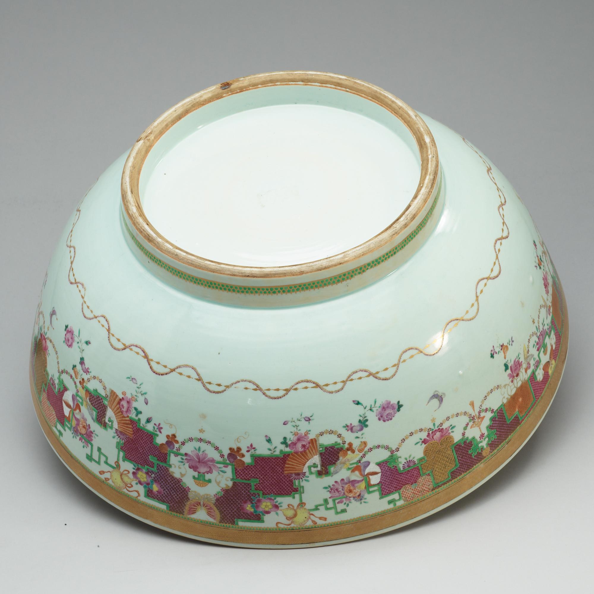BÅLSKÅL, kompaniporslin. Qing dynastin, Qianlong (1736-95).