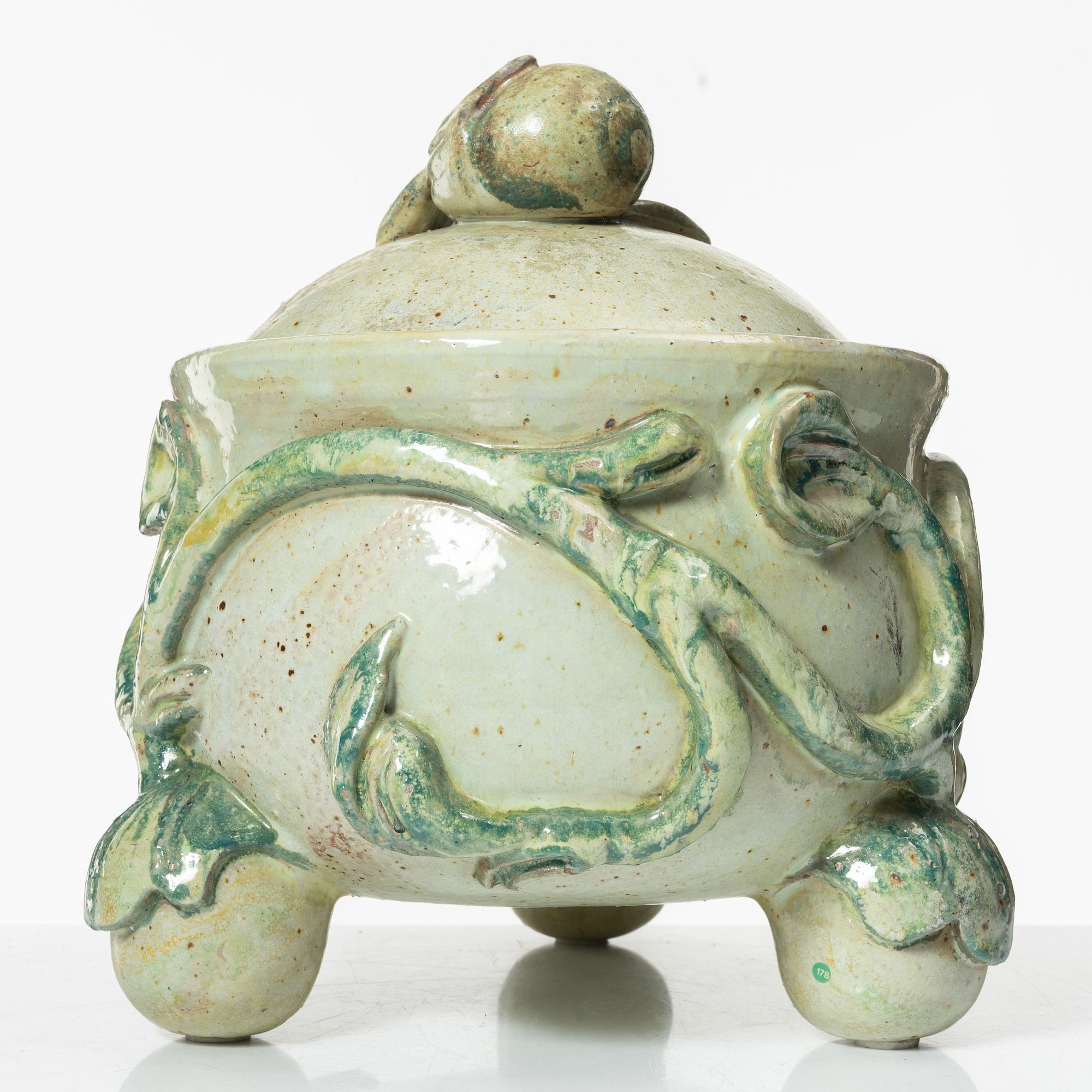 Allan Ebeling, a glazed ceramic tureen with cover, Torshälla 1938.