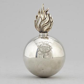 Sugar caster, silver,  Goldsmiths & Silversmiths Co, London 1904-1905.