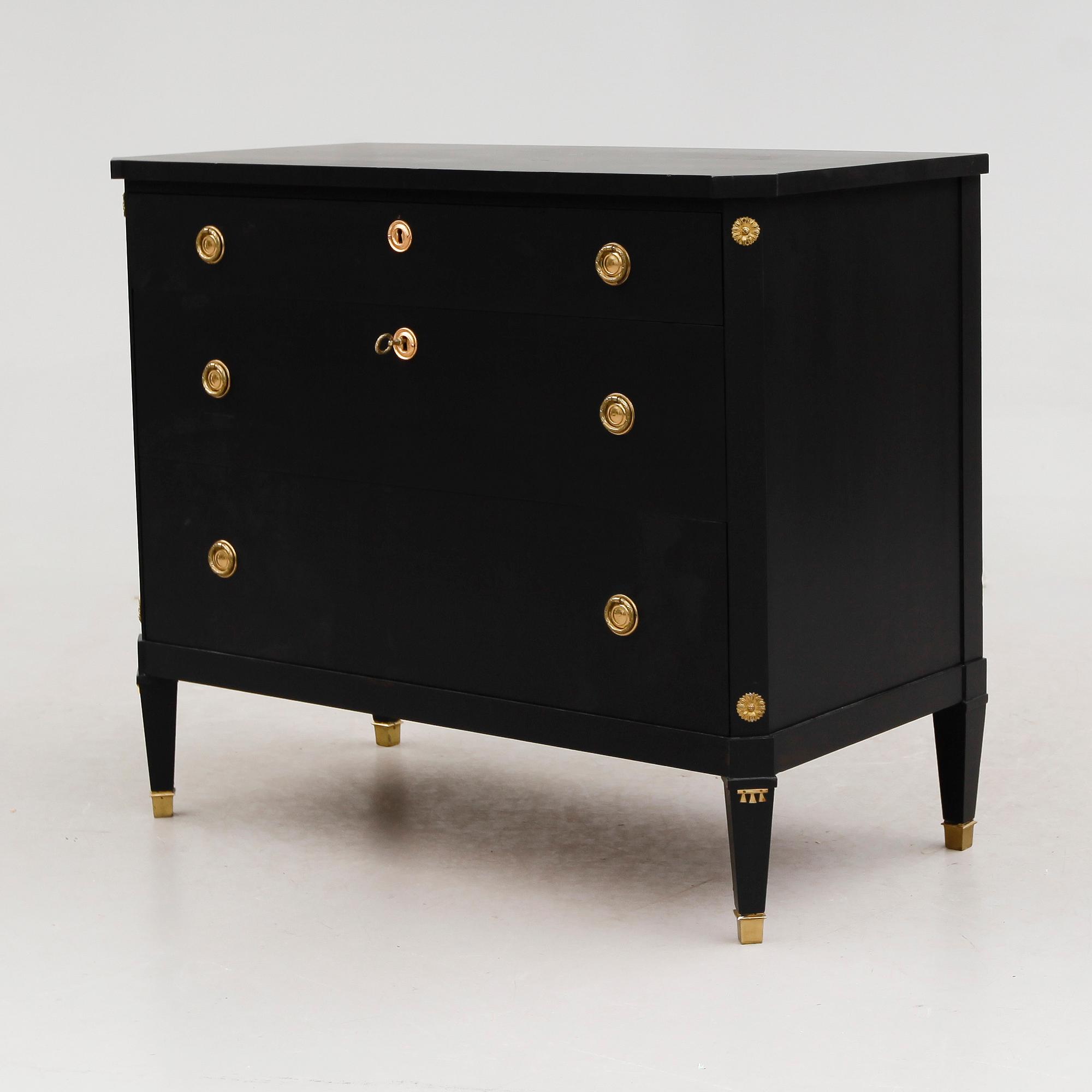 BYRÅ, gustaviansk stil, 1900-talets mitt.