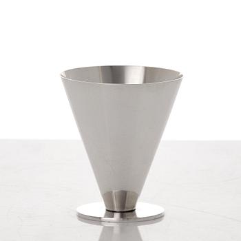 Wiwen Nilsson, a set of six sterling cocktail glasses, Lund 1933-50.